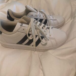 Adidas Cloudfoam Comfort White Sneakers